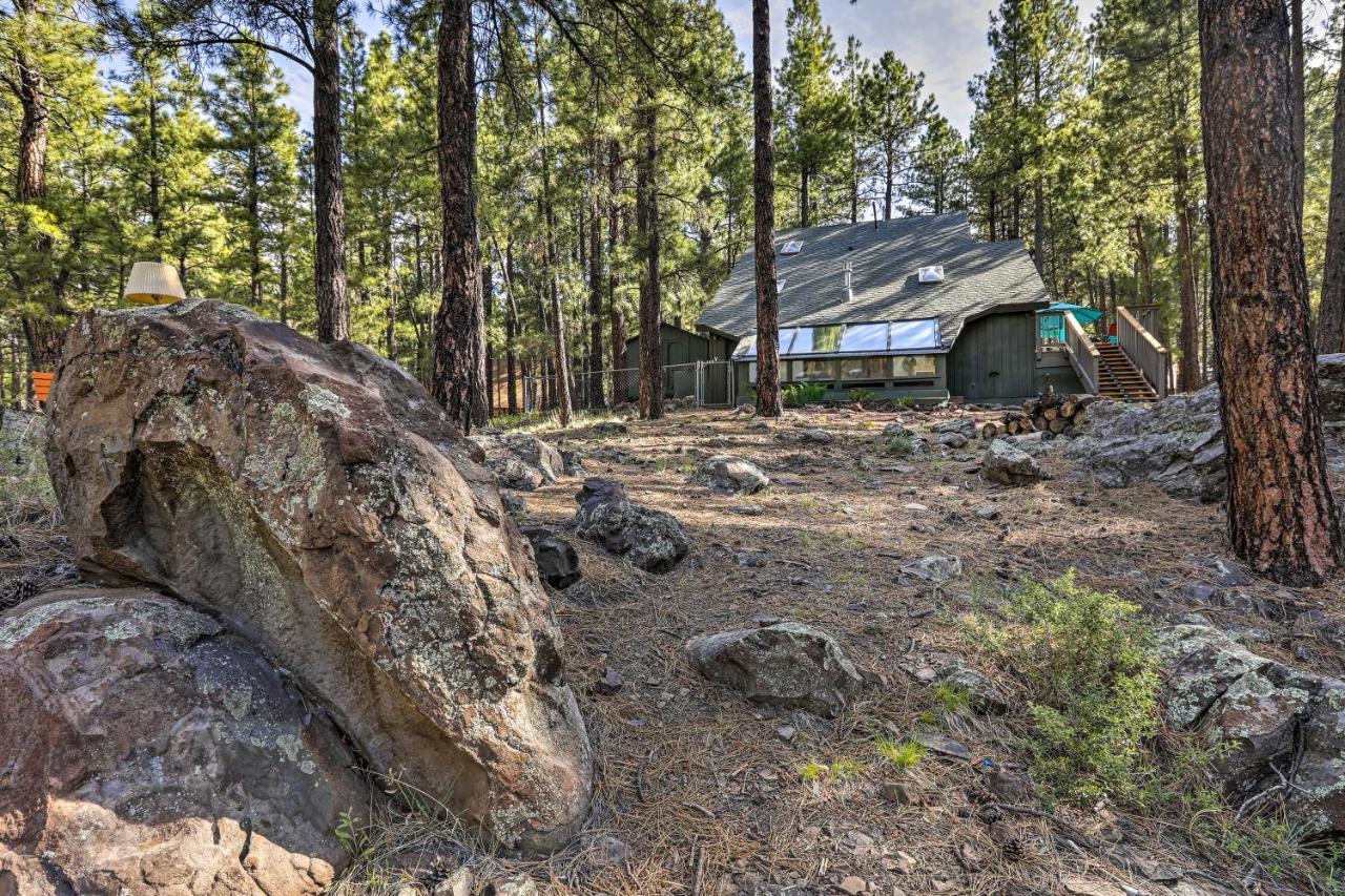 Woodsy Flagstaff Hideaway With Deck And Sunroom! Mountainaire ภายนอก รูปภาพ
