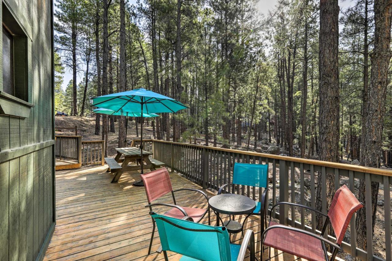 Woodsy Flagstaff Hideaway With Deck And Sunroom! Mountainaire ภายนอก รูปภาพ